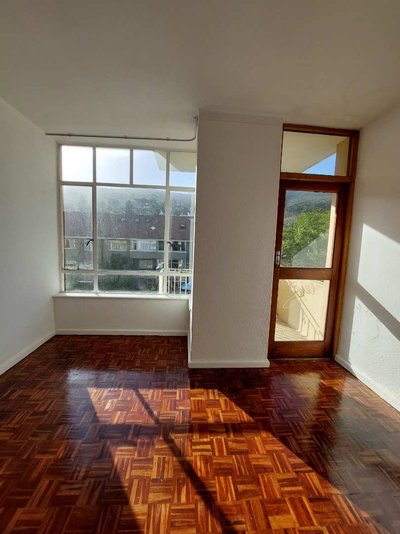 To Let 2 Bedroom Property for Rent in Tamboerskloof Western Cape
